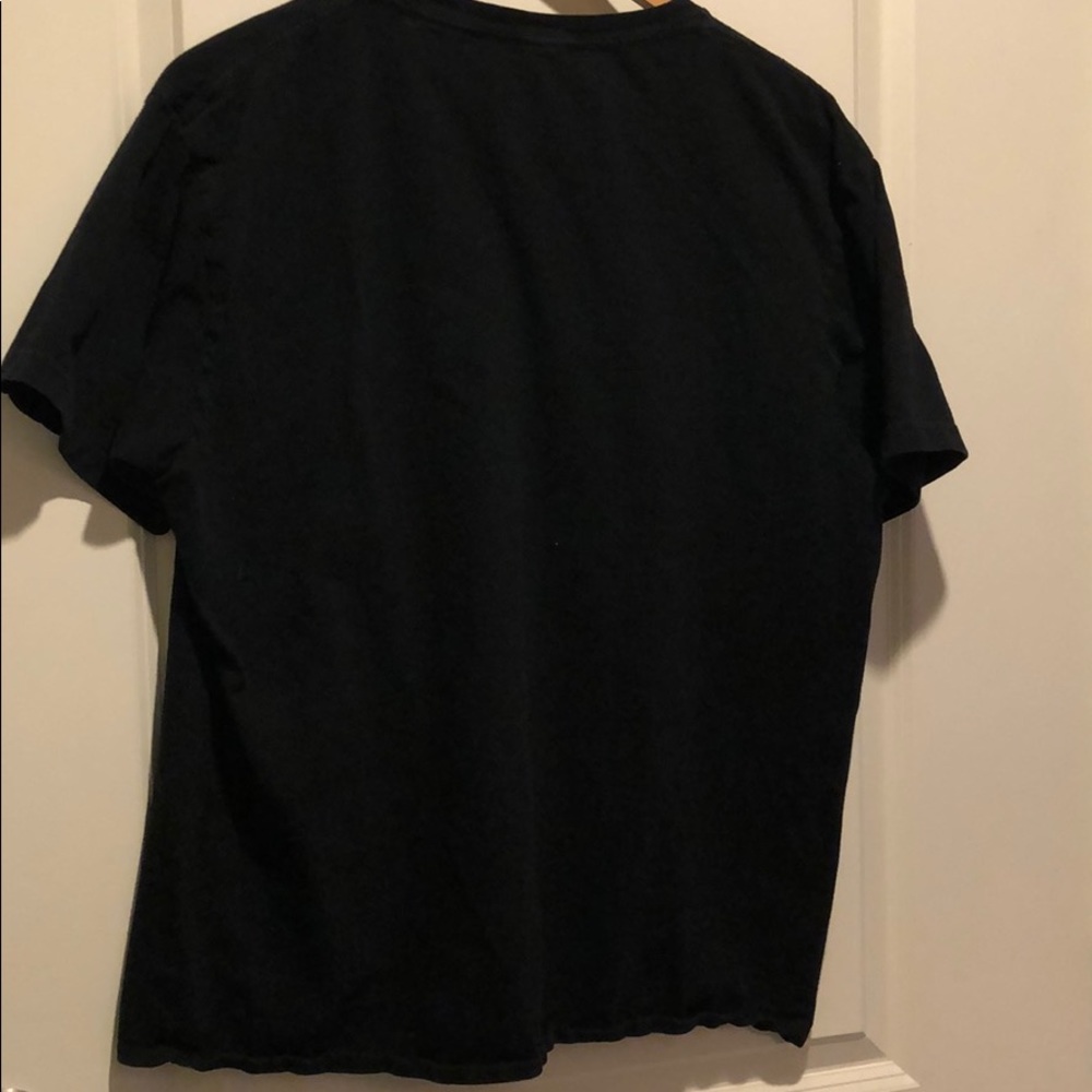 T-Shirt - Picture 3 of 4